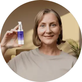 Verified customer Carol M. sharing her Synevra Ultra Lift skin results